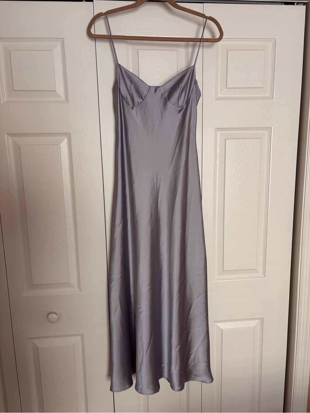 Zara Women’s Satin Cut Out Silver Dress - Picture 2 of 9